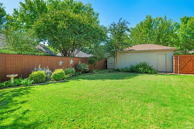 706 Giltin Court, Arlington, TX 76006
