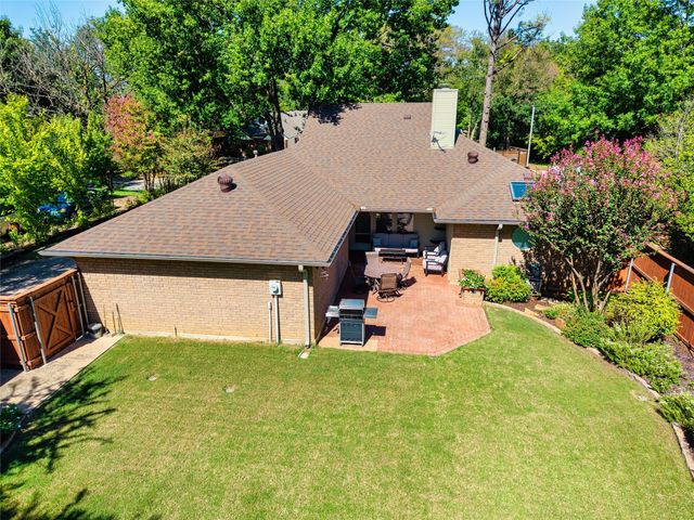 706 Giltin Court, Arlington, TX 76006