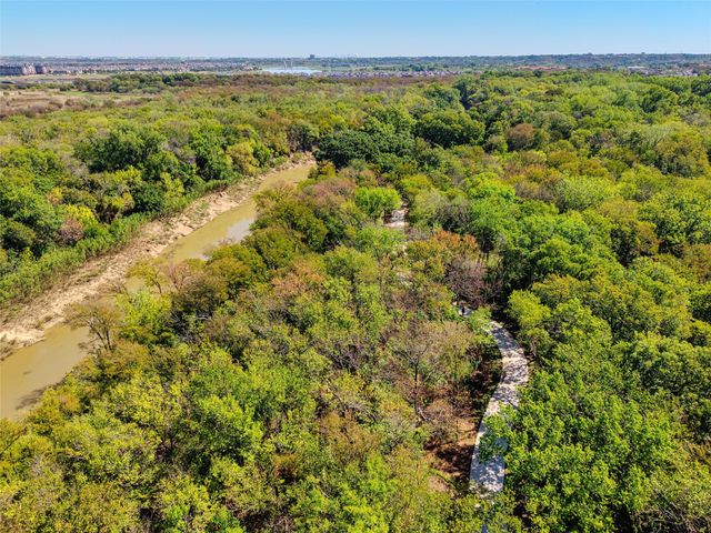 706 Giltin Court, Arlington, TX 76006