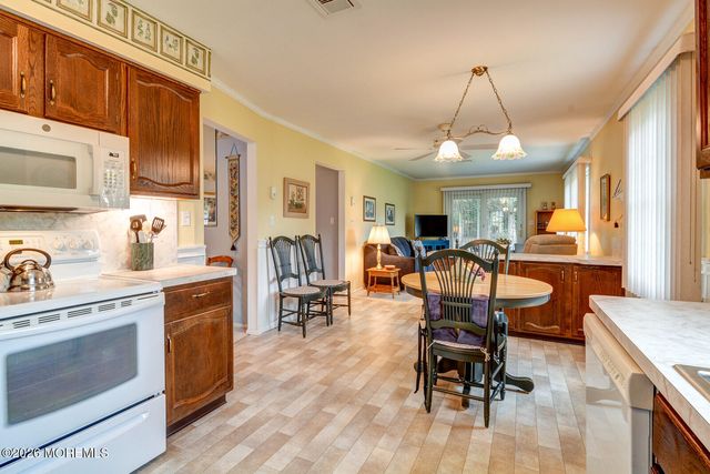 24 Carter Way, Brick, NJ 08723
