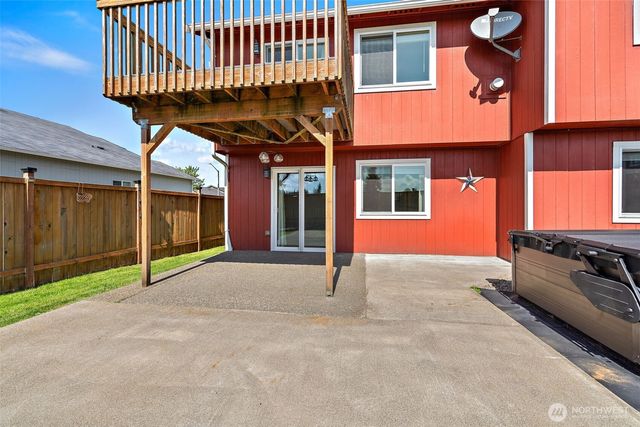 16634 Rainier View Drive SE, Yelm, WA 98597