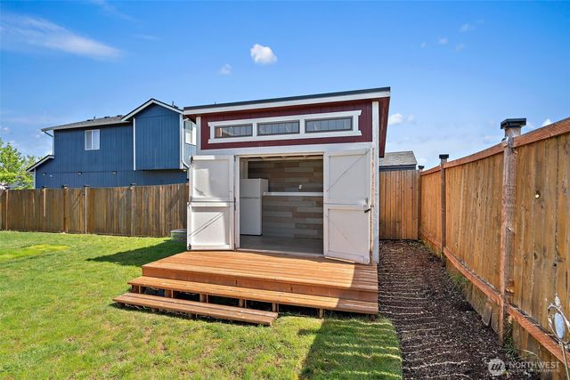 16634 Rainier View Drive SE, Yelm, WA 98597