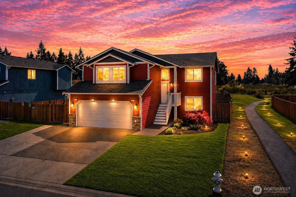 16634 Rainier View Drive SE, Yelm, WA 98597