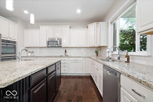 10461 Creektree Lane, Fishers, IN 46038