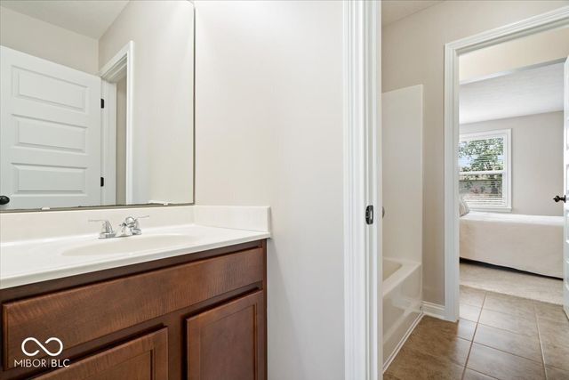 10461 Creektree Lane, Fishers, IN 46038