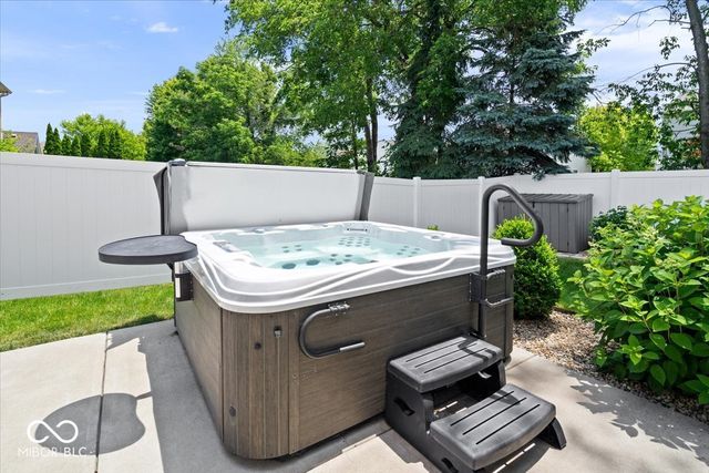 10461 Creektree Lane, Fishers, IN 46038