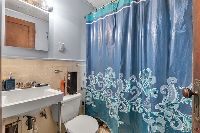 247 Columbus Avenue, Buffalo, NY 14220