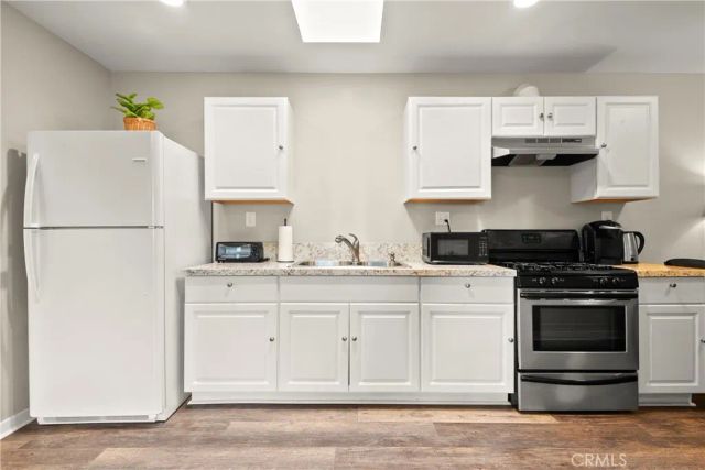217 E Carroll Avenue B, Glendora, CA 91741