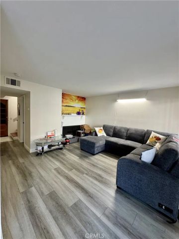 10748 Knott Avenue, Stanton, CA 90680