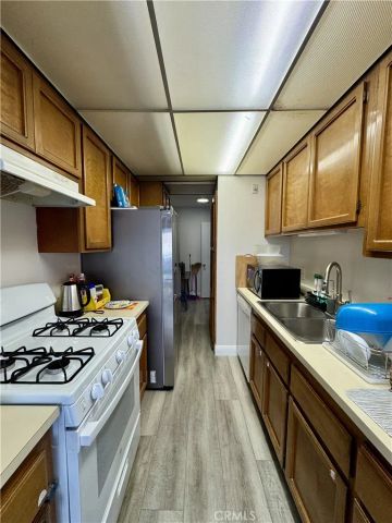 10748 Knott Avenue, Stanton, CA 90680