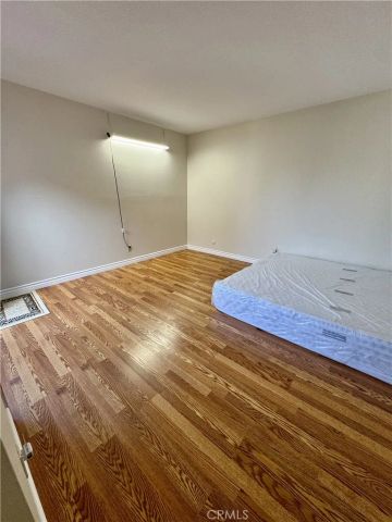 10748 Knott Avenue, Stanton, CA 90680