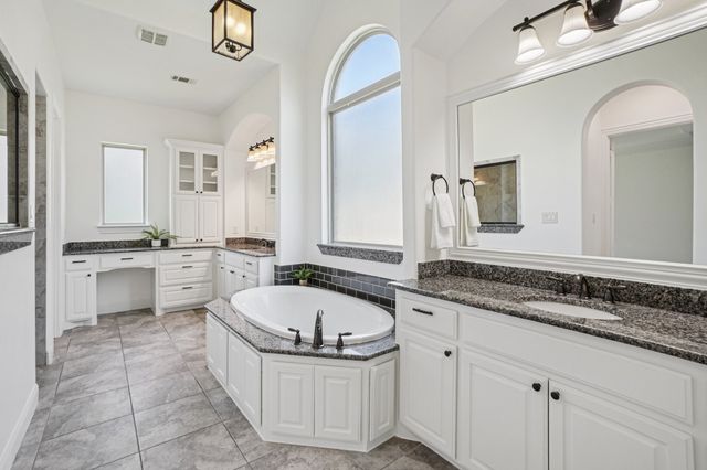 3 Hale Court, Trophy Club, TX 76262