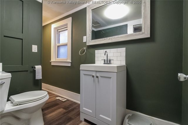 510 21st Street W, Charleston, WV 25387