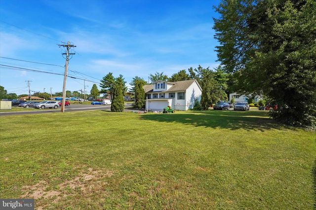 378 BEECH ST, Warminster, PA 18974