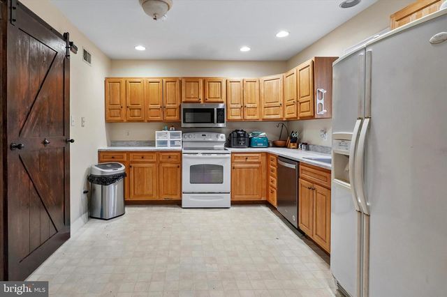 378 BEECH ST, Warminster, PA 18974