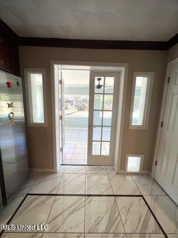 19 Stratford Place, Gulfport, MS 39503