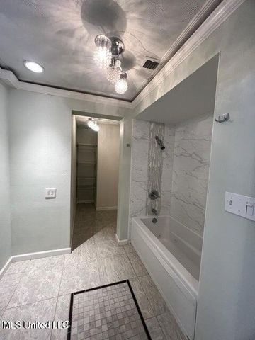 19 Stratford Place, Gulfport, MS 39503