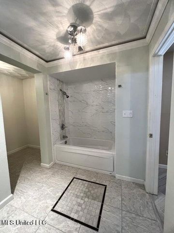 19 Stratford Place, Gulfport, MS 39503