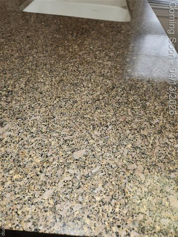 202 E 13 Mile Road, Royal Oak, MI 48073