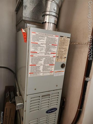 202 E 13 Mile Road, Royal Oak, MI 48073