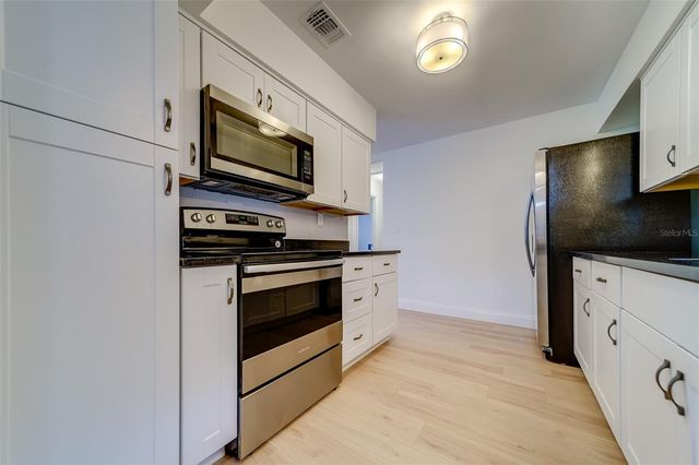 11424 79TH AVENUE, Seminole, FL 33772