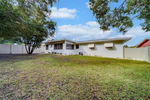 11424 79TH AVENUE, Seminole, FL 33772