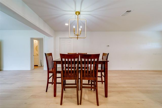 11424 79TH AVENUE, Seminole, FL 33772