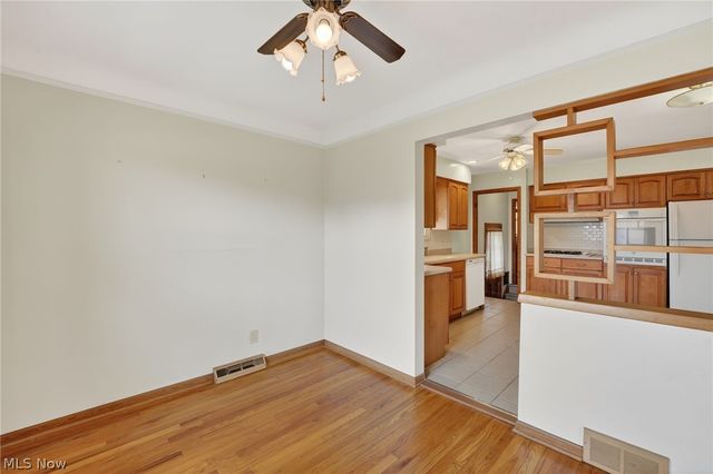 6010 Virginia Avenue, Parma, OH 44130