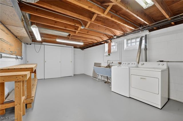 6010 Virginia Avenue, Parma, OH 44130