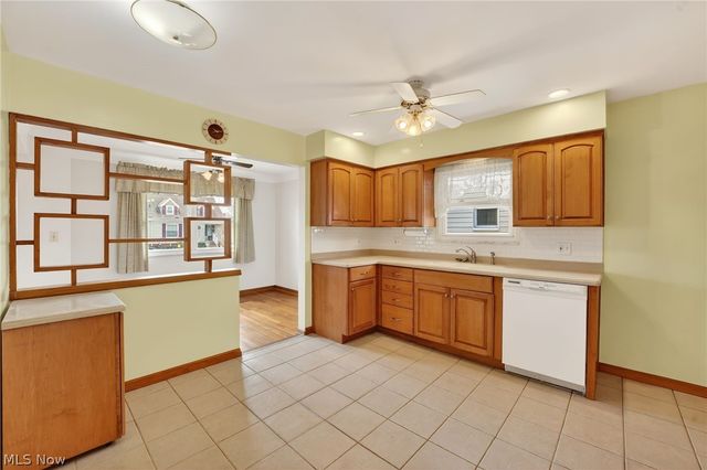 6010 Virginia Avenue, Parma, OH 44130