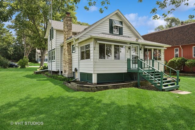 3607 E Lake Shore Drive, Wonder Lake, IL 60097