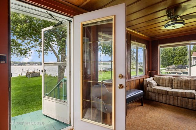 3607 E Lake Shore Drive, Wonder Lake, IL 60097