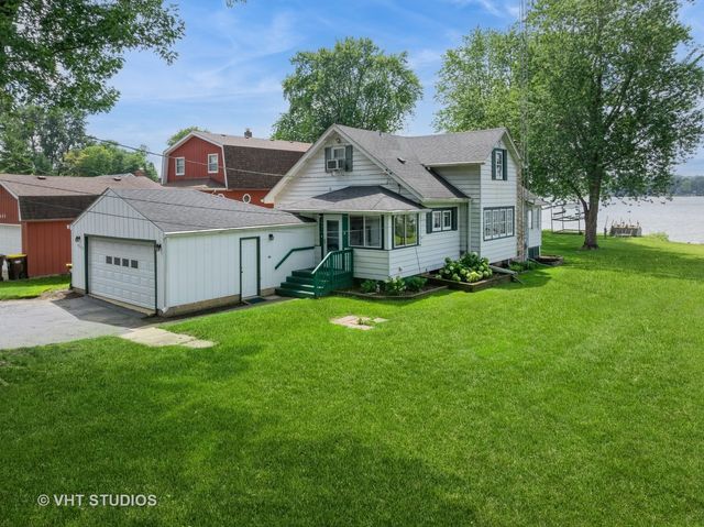 3607 E Lake Shore Drive, Wonder Lake, IL 60097