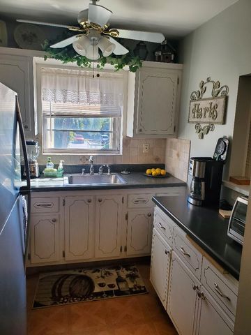 73 Andover C, West Palm Beach, FL 33417