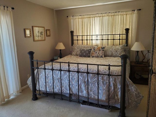 73 Andover C, West Palm Beach, FL 33417