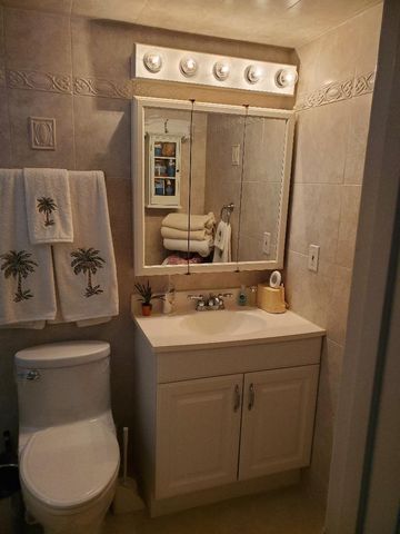 73 Andover C, West Palm Beach, FL 33417