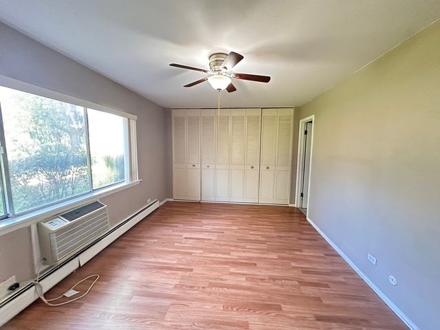 2311 S Goebbert Road S B102, Arlington Heights, IL 60005