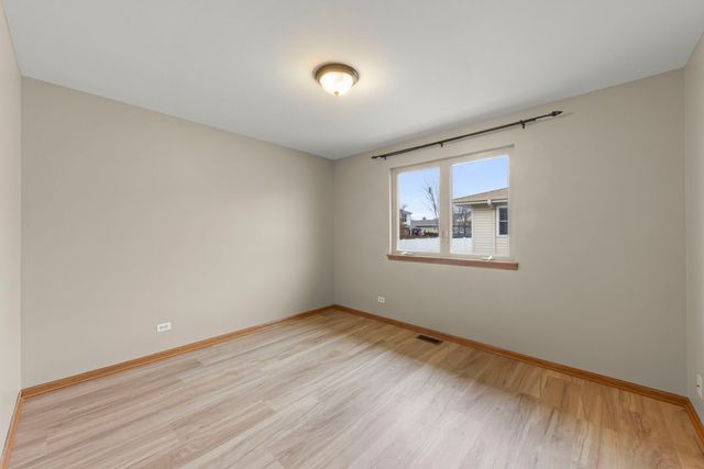 2019 Olde Mill Road, Plainfield, IL 60586