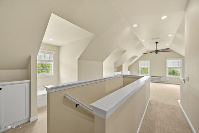7935 Rockridge Drive, Maumee, OH 43537
