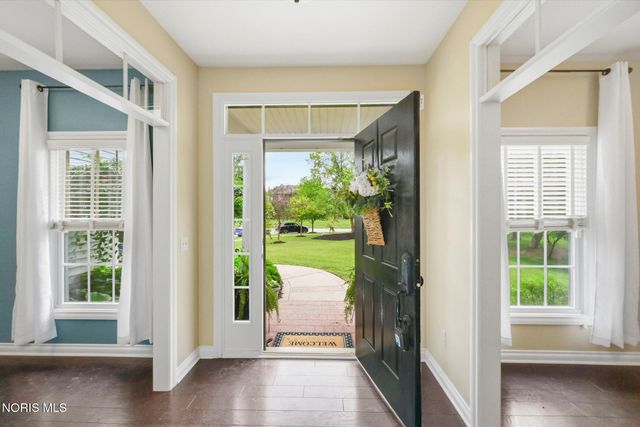 7935 Rockridge Drive, Maumee, OH 43537