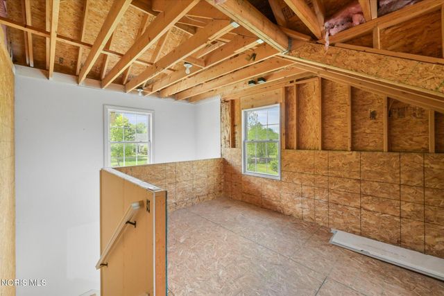 7935 Rockridge Drive, Maumee, OH 43537