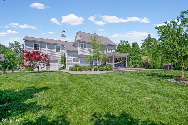 7935 Rockridge Drive, Maumee, OH 43537
