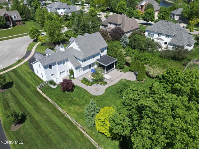 7935 Rockridge Drive, Maumee, OH 43537
