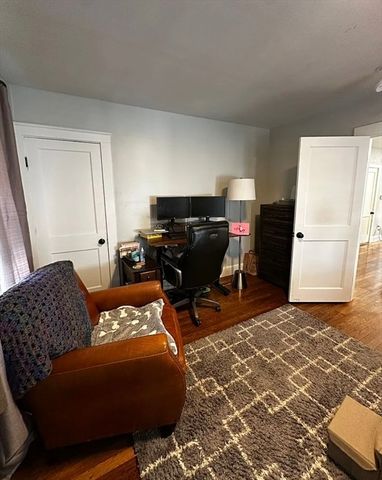 79 Farrington St 2, Quincy, MA 02170