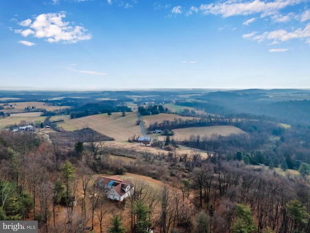 6335 OXFORD RD, Gardners, PA 17324