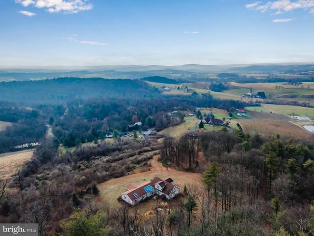 6335 OXFORD RD, Gardners, PA 17324
