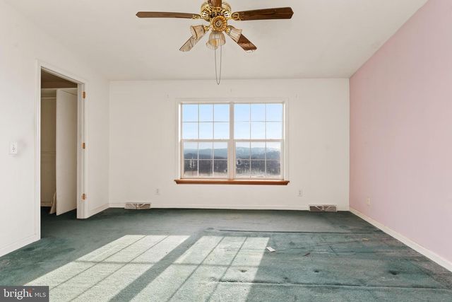 6335 OXFORD RD, Gardners, PA 17324