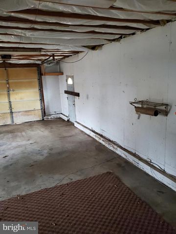 6335 OXFORD RD, Gardners, PA 17324