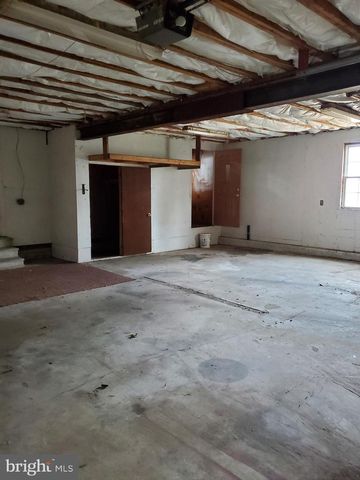 6335 OXFORD RD, Gardners, PA 17324