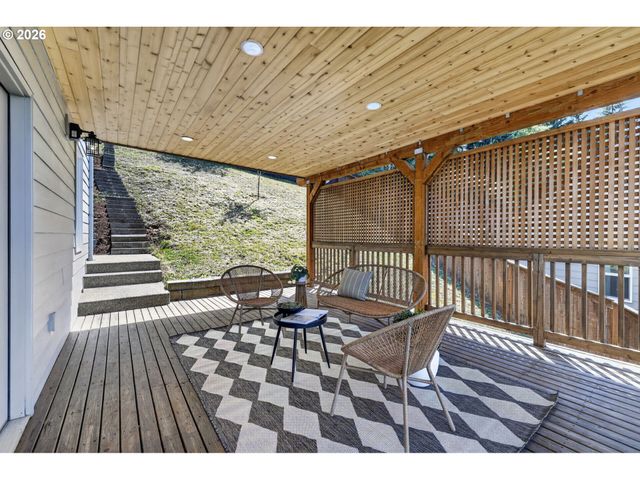 1916 Nw 42ND Ave, Camas, WA 98607